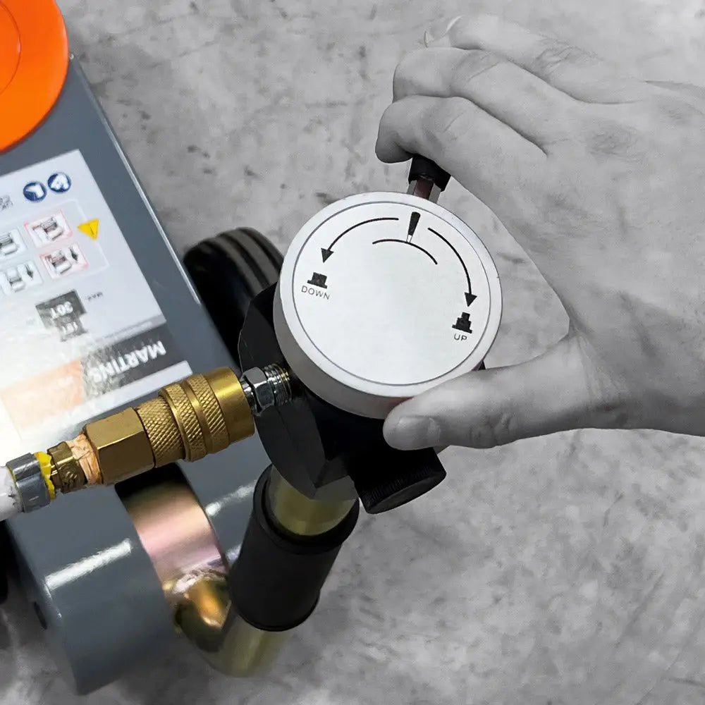 Martins MFJ-S30T 33-Ton Portable Air/Hydraulic Floor Jack - Image 6